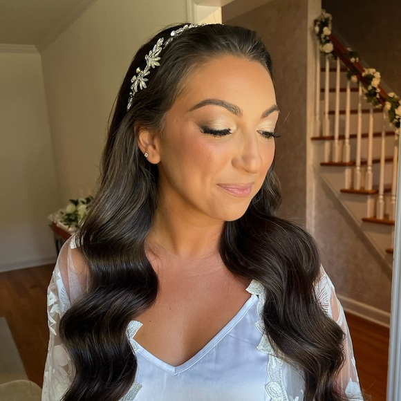 Bridal Headpiece - Picture 5 of 6